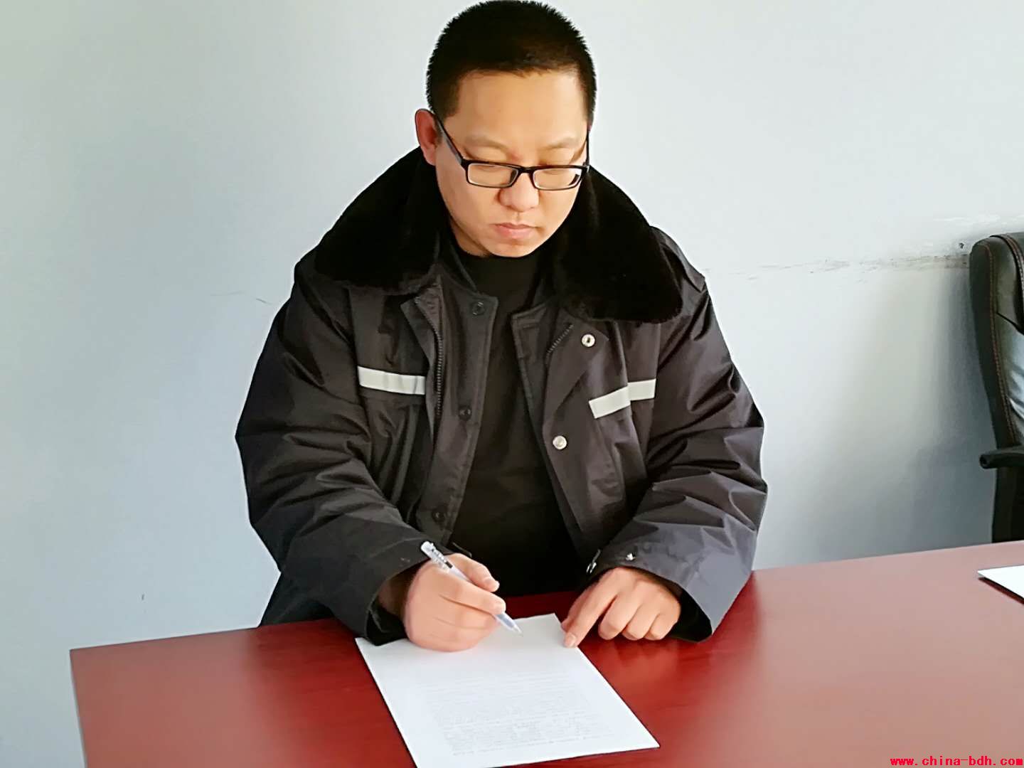 點(diǎn)擊瀏覽下一頁